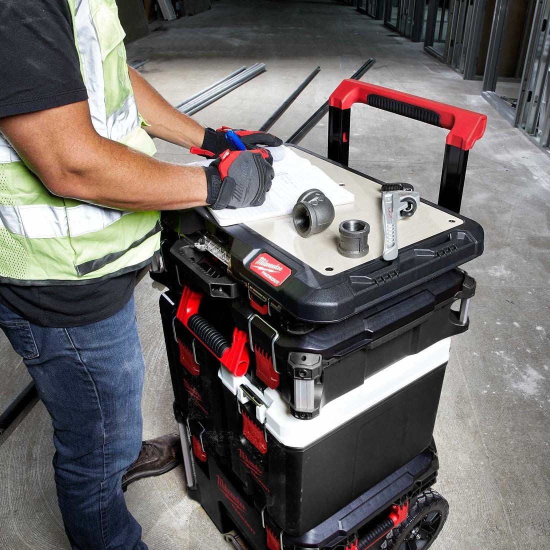 Milwaukee PACKOUT Customisable Work Surface Ply Vice Mountable Top 4932472128