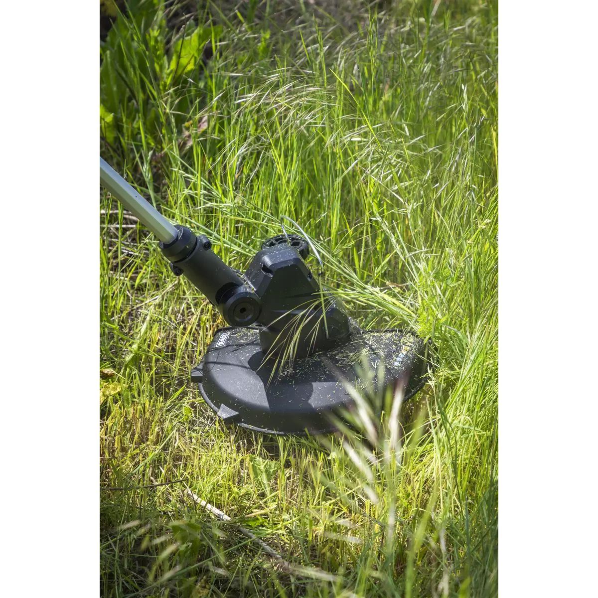 Sealey CP40VGSKIT 40V 30cm Cordless Grass Strimmer Kit With 2 battries & charger