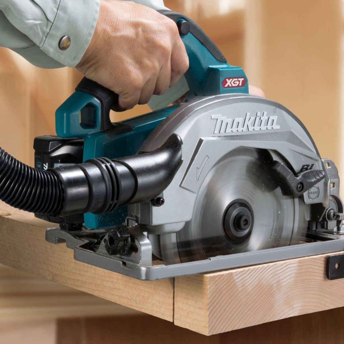 Makita HS004GZ02 40V Max XGT Brushless 190mm Circular Saw With Case