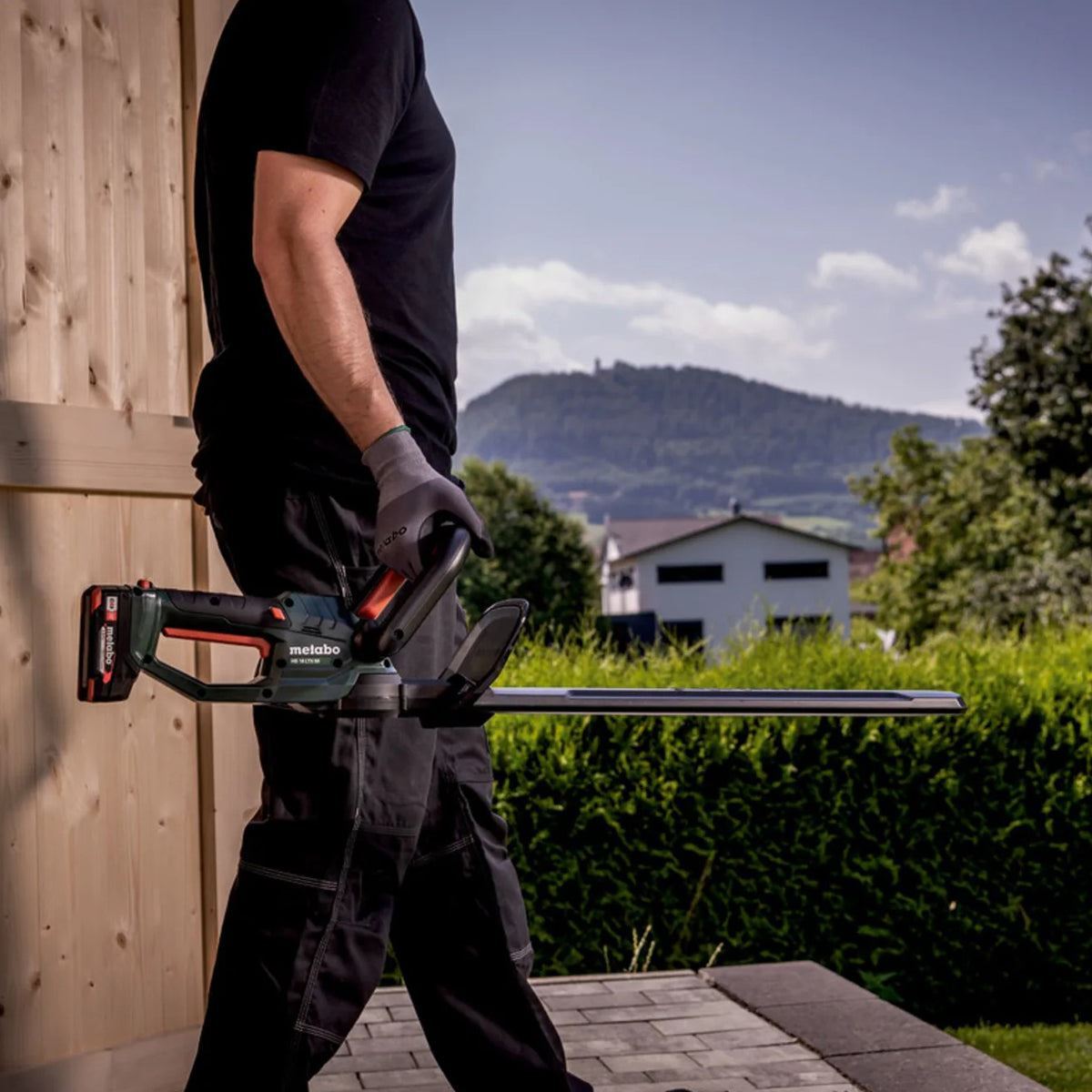 Metabo HS 18 LTX 65 18V Hedge Trimmer With 1 x 5.5Ah Battery & Charger