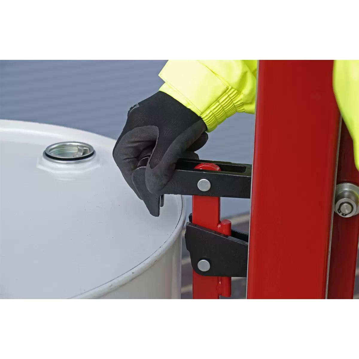 Sealey DH03 Hydraulic Drum Truck & Van Loader 205L