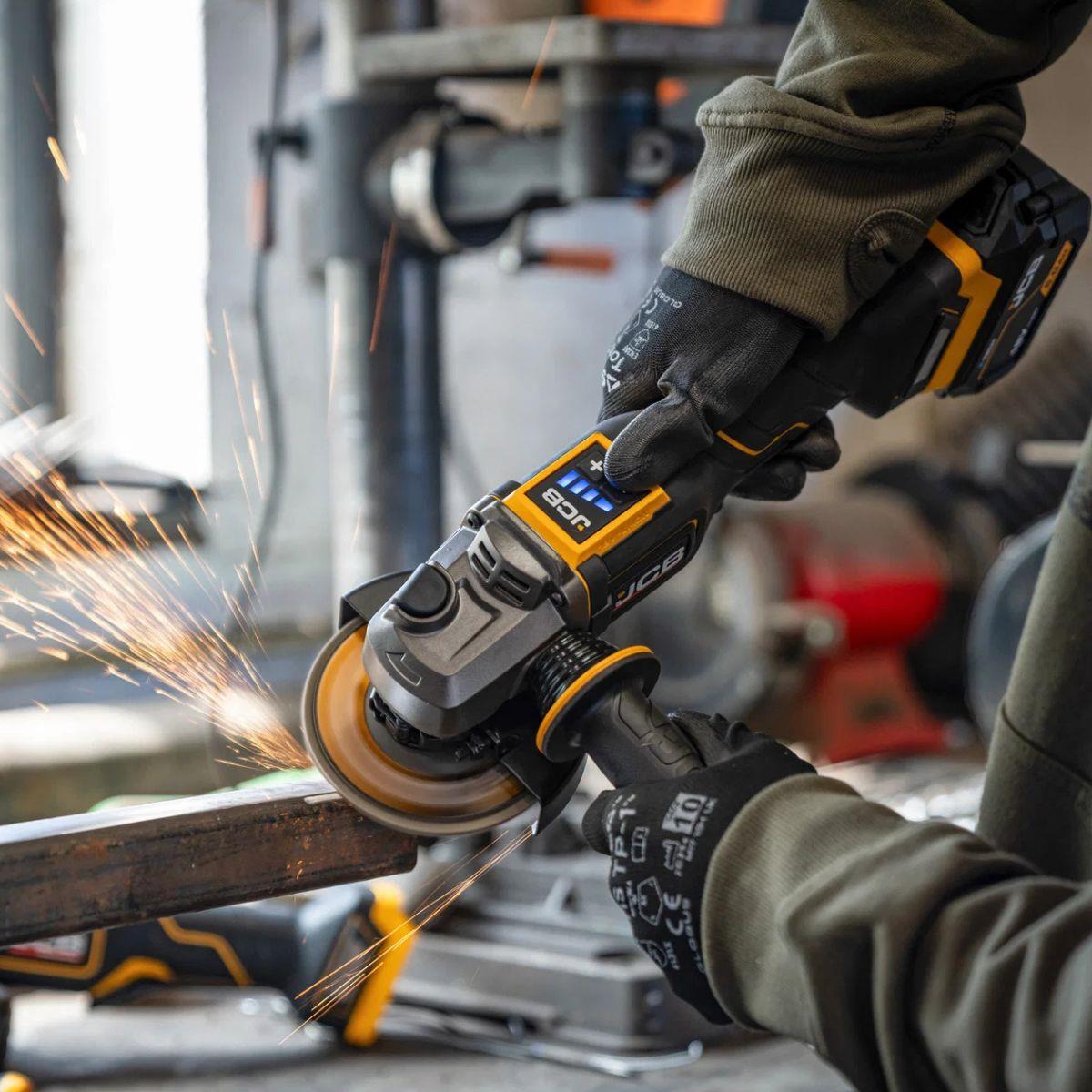JCB-18PAG-115 18V Anti-Vibration Angle Grinder 115m with Paddle Switch Body Only