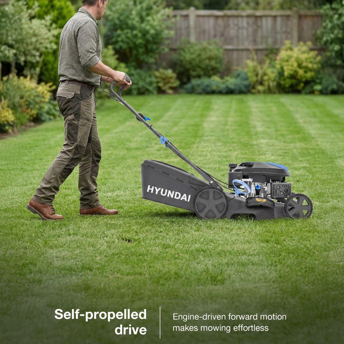 Hyundai HYM17150SPX 139cc 43cm Self-Propelled Petrol Lawnmower