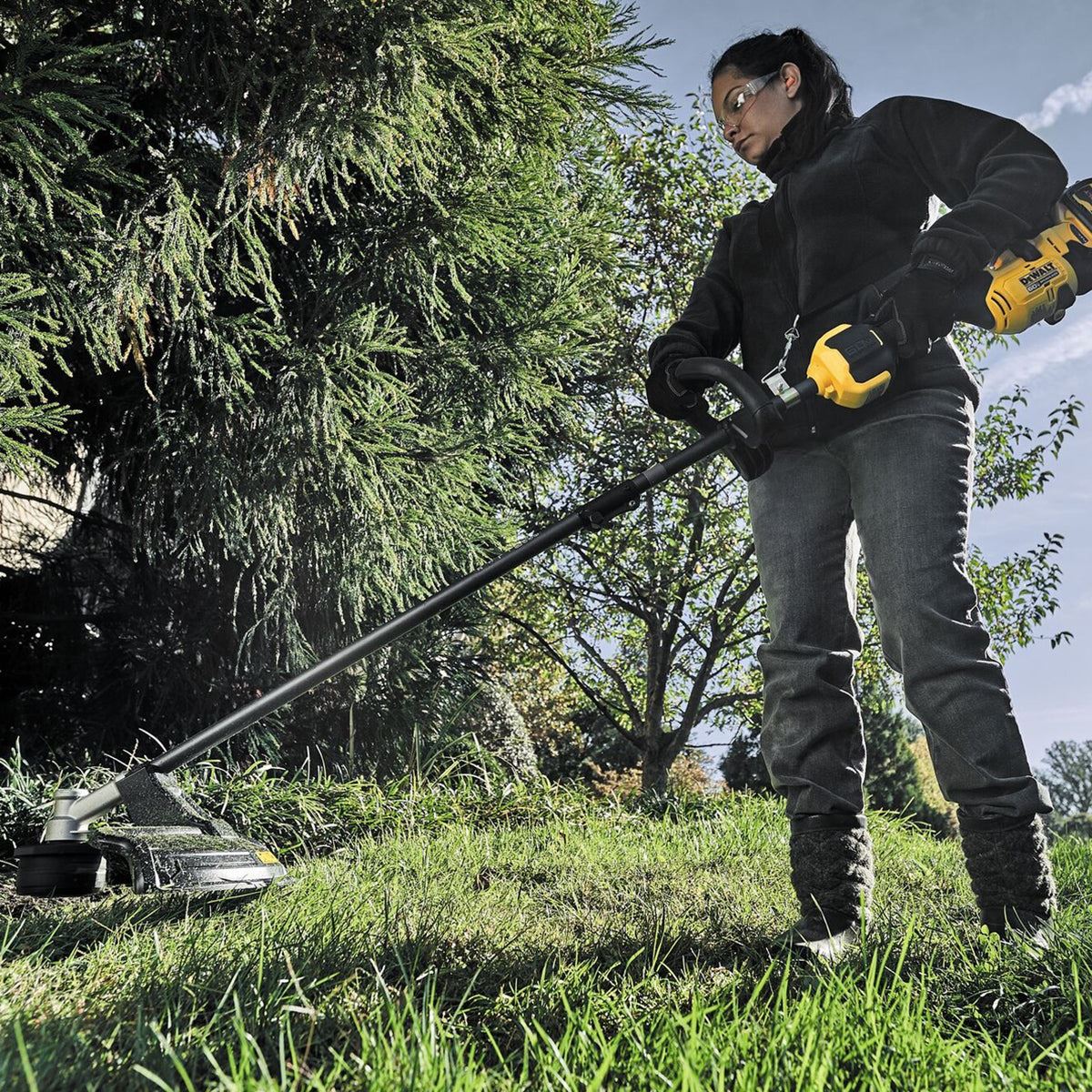 Dewalt DCMAS5713N-XJ 54V FlexVolt Brushless Split Boom with 2 x 9.0Ah Battery & Charger