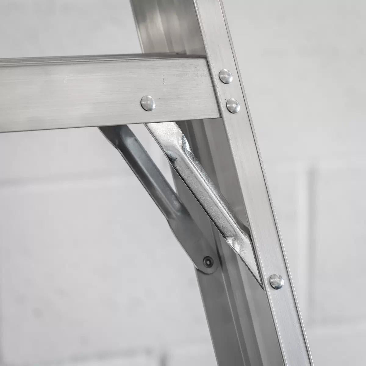 Sealey AXL8 8-Tread Industrial Aluminium Step Ladder