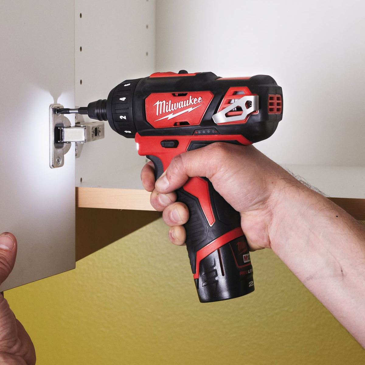 Milwaukee M12BD-202C 12V Sub Compact Screwdriver with 2 x 2.0Ah Battery Charger & Case 4933443885