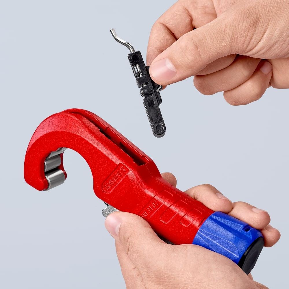 Knipex 180mm TubiX Pipe Cutter 90 31 02 BK
