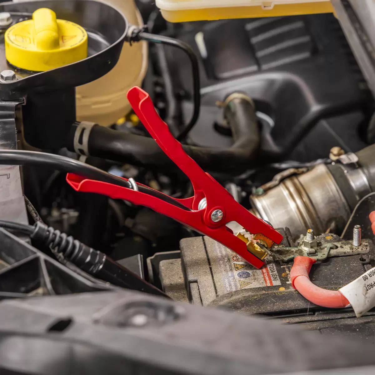 Sealey SUPERSTART550E 6/12/24V Battery Starter Charger 550A/230V