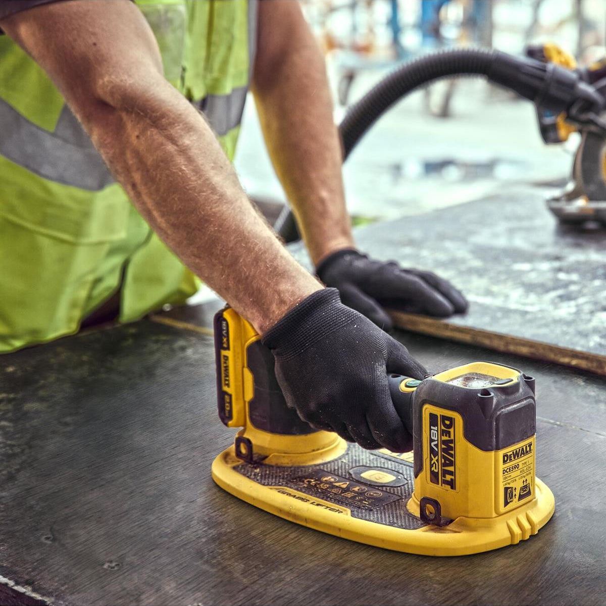 Dewalt DCE590N 18V XR Grabo Suction Lifter with 1 x 5.0Ah Battery Charger & Case