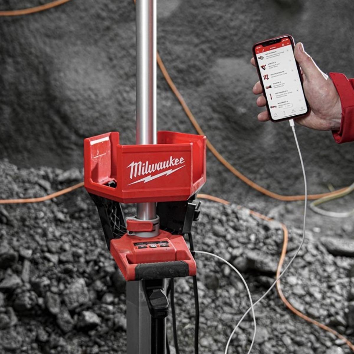 Milwaukee M18HOSALC-0 18V 6000 Lumens High Output Stand Area Light Charger Body Only 4933478117