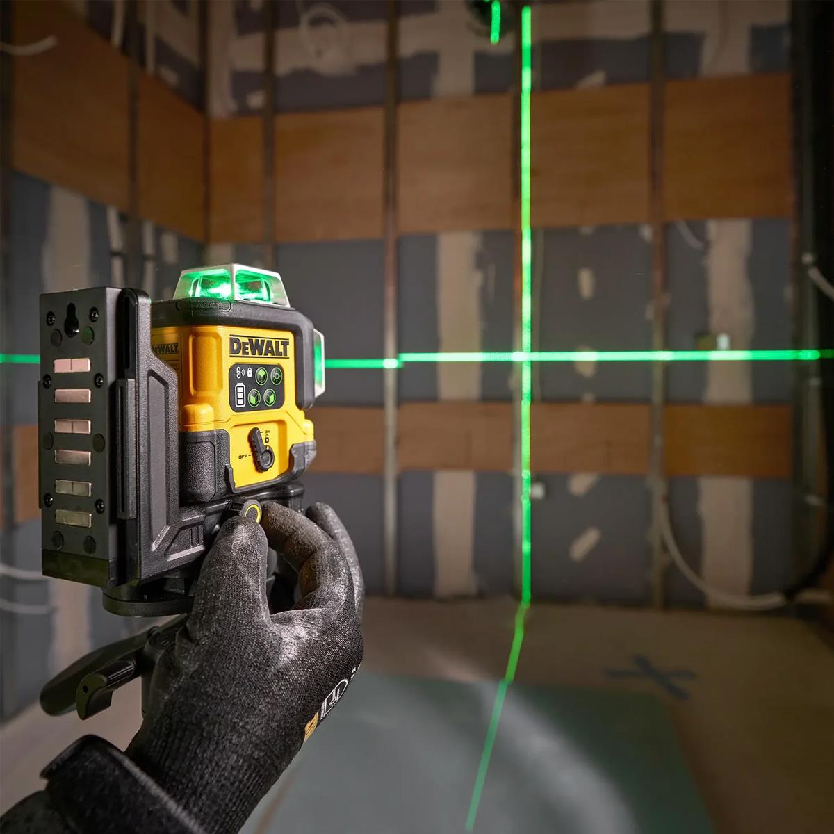 Dewalt DCLE14361GB-XJ USB-C Rechargeable 3 x 360° Green Beam Laser Level