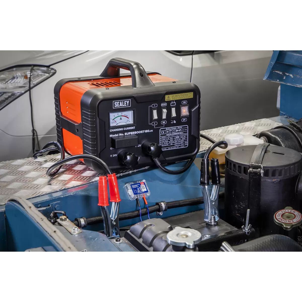 Sealey SUPERBOOST180 180/40A 12/24V Starter/Charger