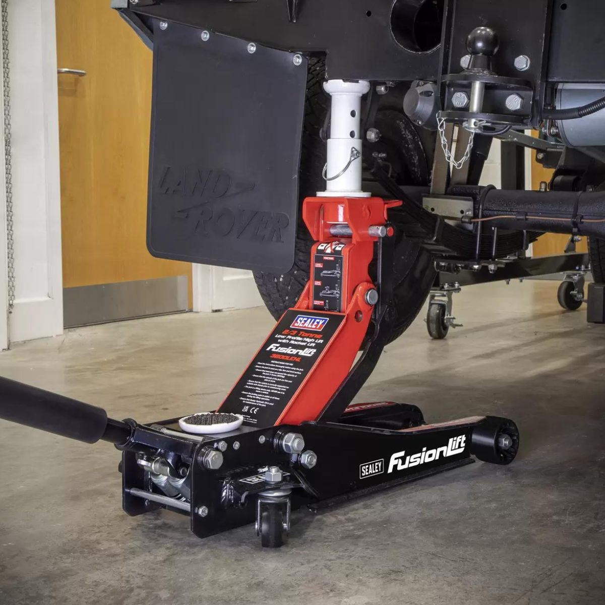 Sealey 3200LEHL Trolley Jack 2/3 Tonne Low Profile/High Lift with Rocket Lift