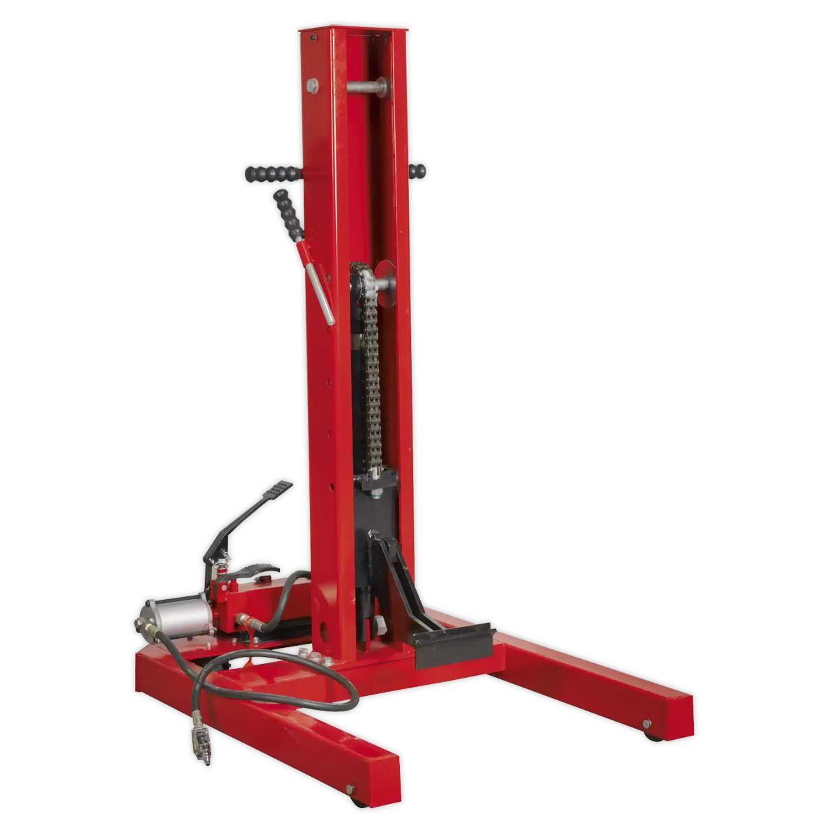 Sealey AVR1500FP 1.5 Tonne Air/Hydraulic Vehicle Lift with Foot Pedal