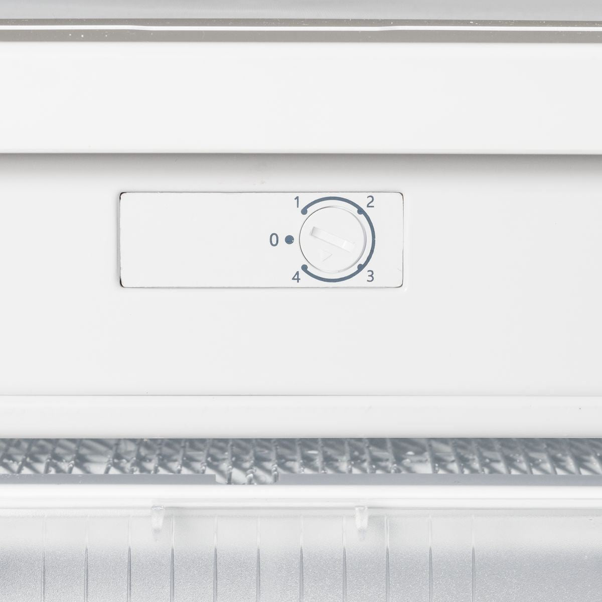 Sealey DH250 Baridi 55cm Undercounter Freezer with Adjustable Thermostat 85L White