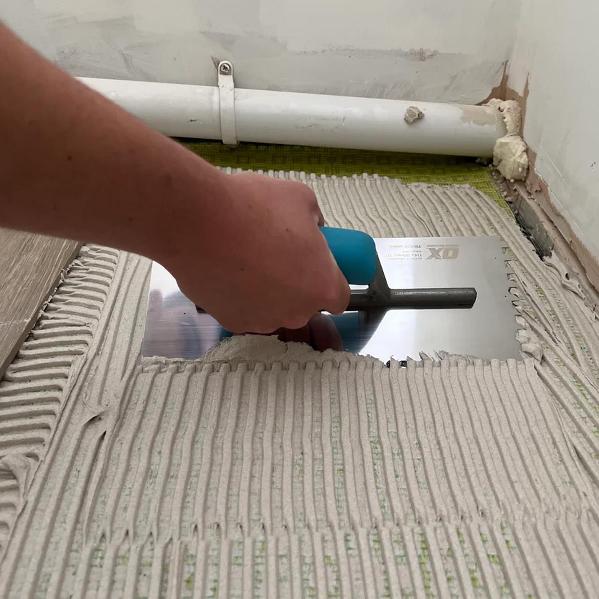 OX Trade 6mm Notched Stainless Steel Trowel OX-T535706