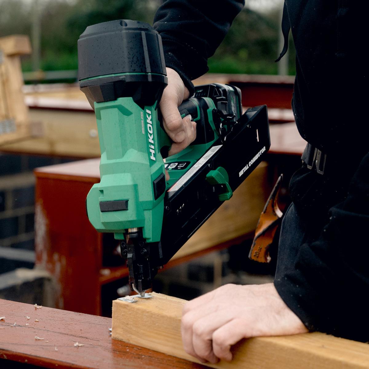 HiKOKI NR1838DKAJXZ 18V Brushless 38mm Metal Connector Nailer with 2 × 2.5/5.0Ah Battery, Charger & Case