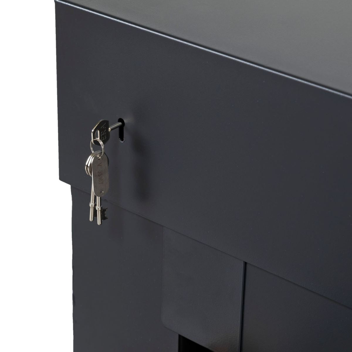 Armorgard SSVX6 Strimmer Safe Vault 1815mm x 545mm x 445mm Secure Storage for Strimmers & Garden Equipment