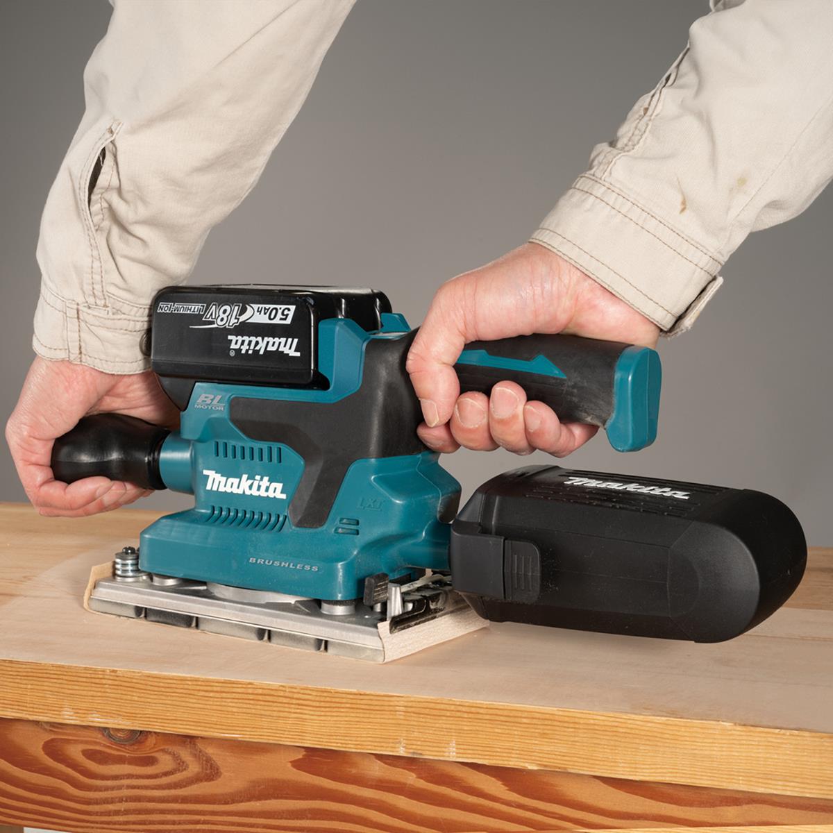 Makita DBO382Z 18V LXT Brushless Finishing Sander with 1 x 6.0Ah Battery & Charger