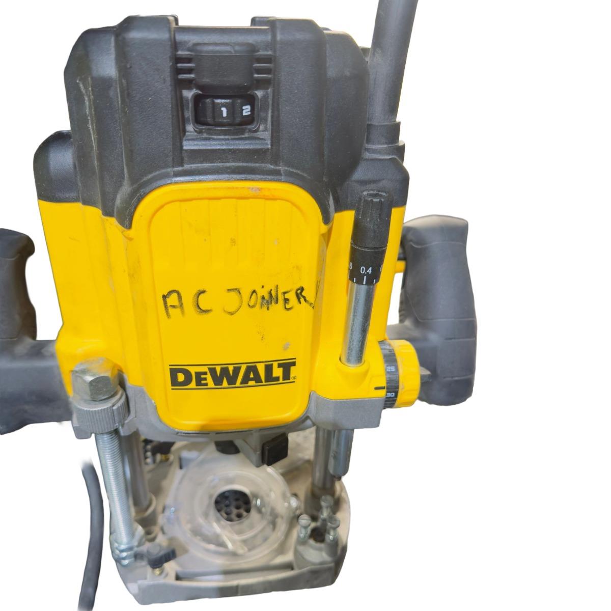 Dewalt DWE625KT 1/2in Plunge Router 2300W 240V Item Condition Seller Refurbished