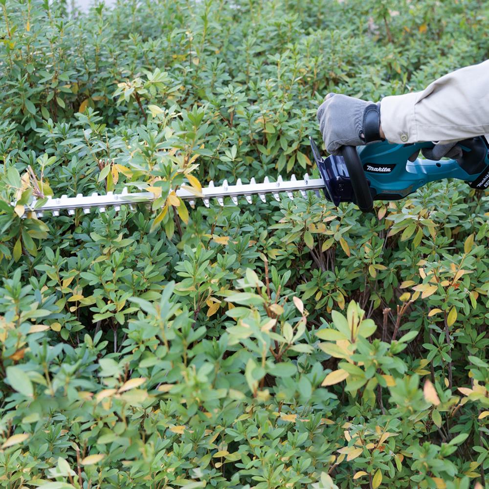 Makita DUH507Z 18V LXT Hedge Trimmer With 1 x 5.0Ah Battery & Charger