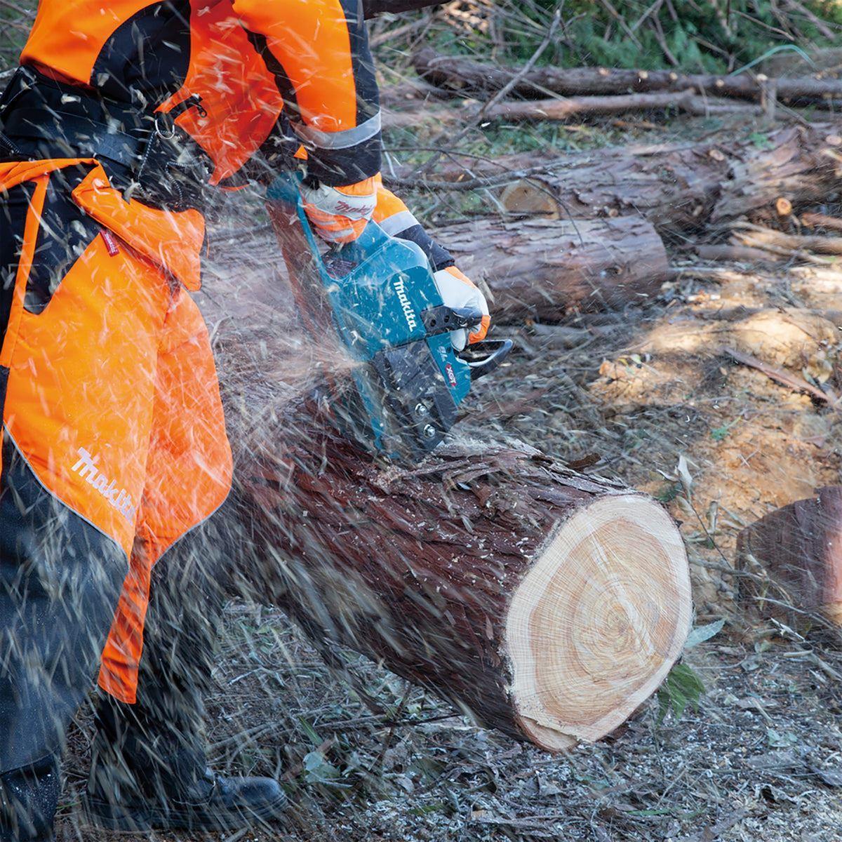 Makita UC025GT101 40Vmax XGT Brushless 35cm Chainsaw With 1 x 5.0Ah Battery, Charger