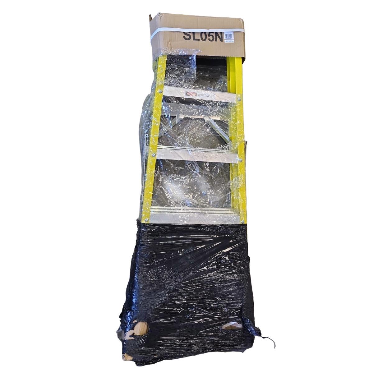 Excel Electricians Fibreglass Step Ladder 5 Tread 1.2m Heavy Duty Item Condition Damaged Box