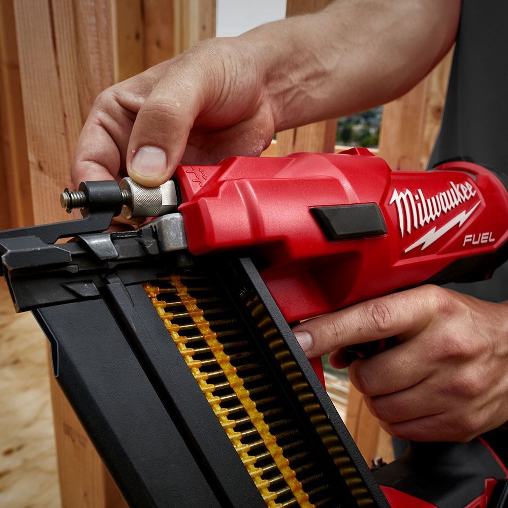 Milwaukee M18FPP2BE-522B 18V Fuel Twin Nail Gun Nailer with 1 x 5.0Ah, 1 x 2.0Ah Battery Charger & Bag 4933492429