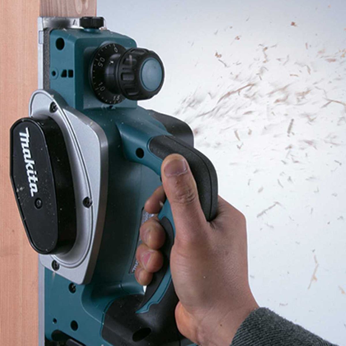Makita T4T8080TJ 18V 82mm Planer + Jigsaw Twin Pack with 2 x 5.0Ah Batteries & Charger in Case