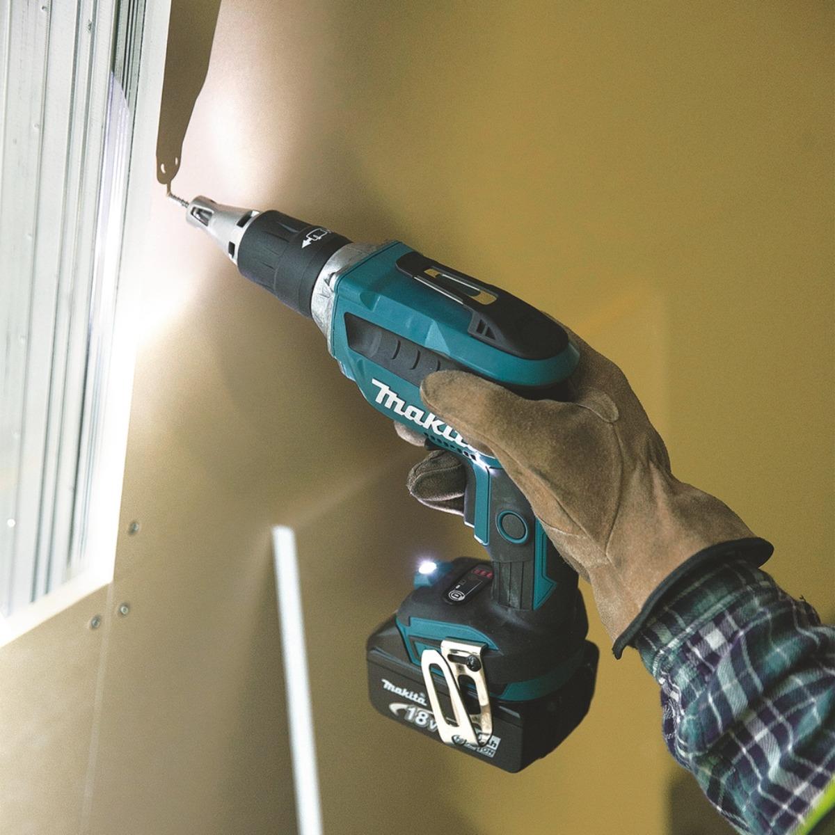 Makita DFS452TJX2 18V Brushless Collated Autofeed Drywall Screwdriver with 2 x 5.0Ah Batteries & Charger in Case
