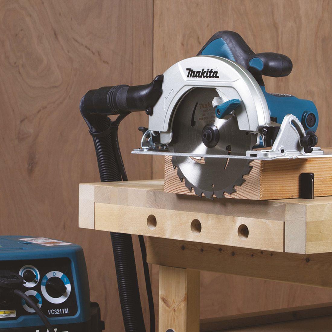 Makita HS7601J/2 190mm Circular Saw 240V With Type 4 Case