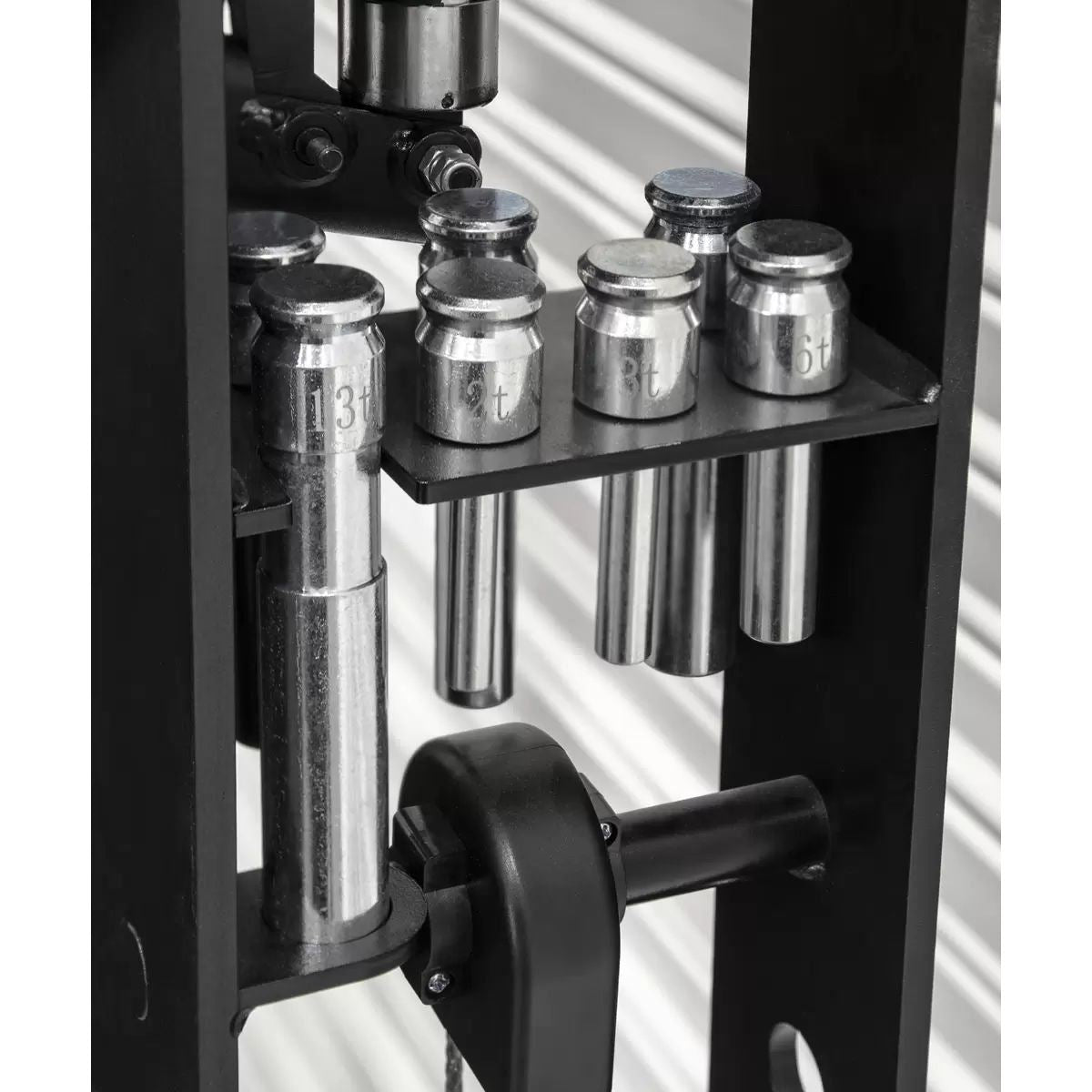 Sealey PPF301S Viking Air/Hydraulic Press 30 Tonne Floor Type with Sliding Ram and Foot Pedal