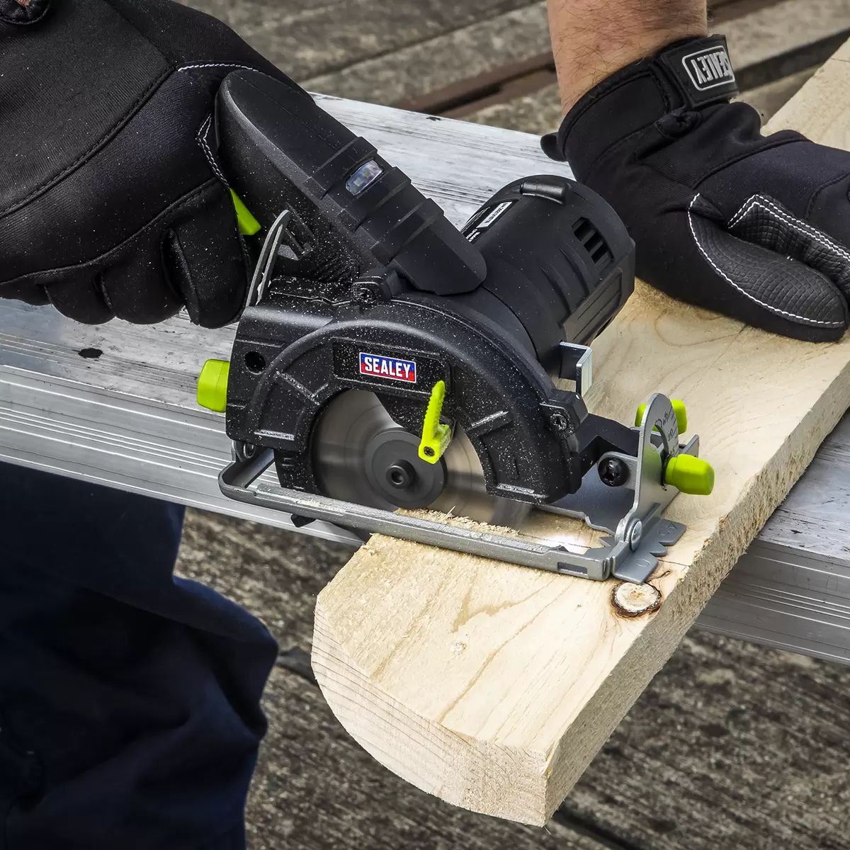 Sealey CP108VCS 10.8V Cordless 85mm Circular Saw Compact, lightweight With Battery & Charger