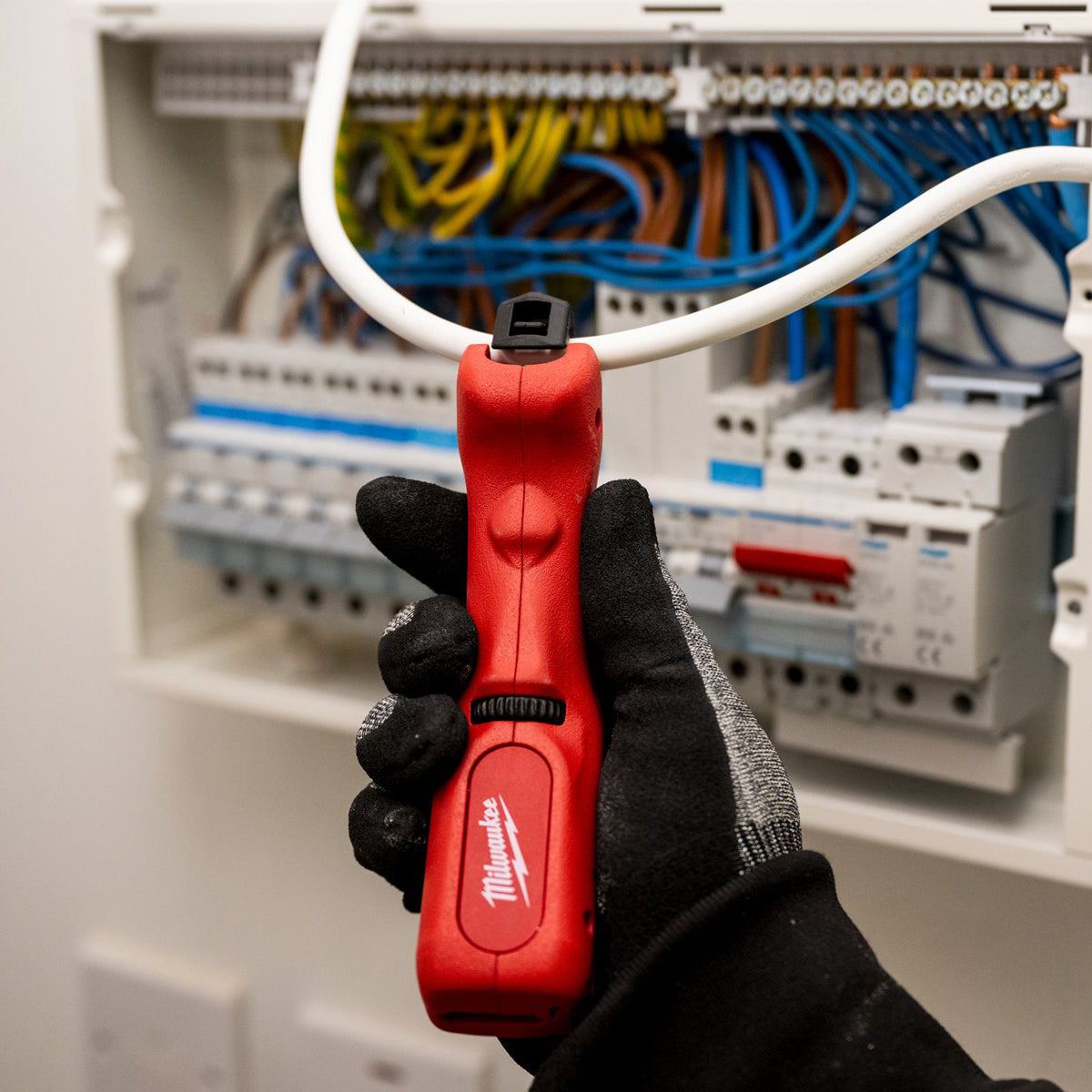 Milwaukee 4 in 1 Multi-Purpose Stripper 4932498270