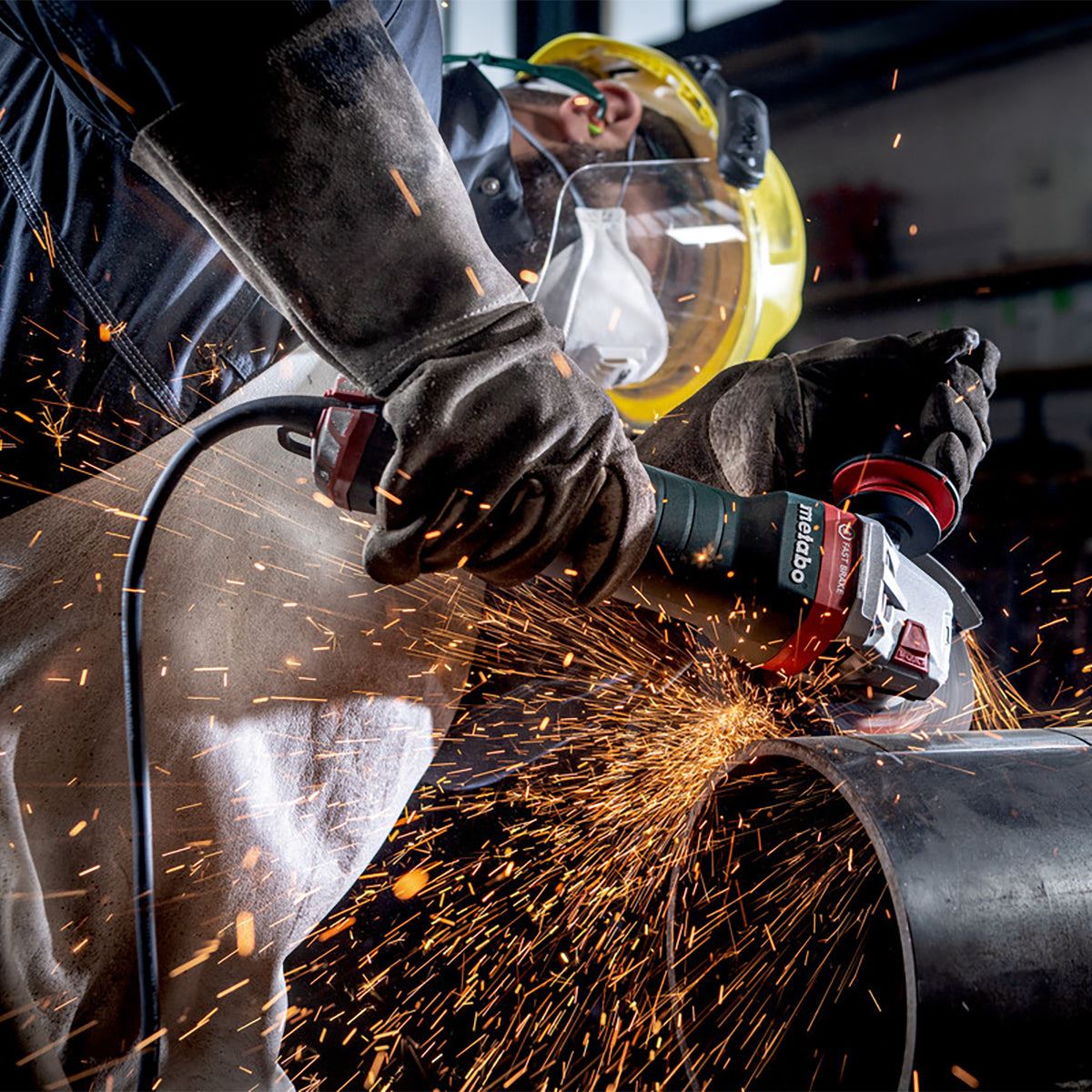 Metabo WEPBA 19-150 Q DS 150mm M-Brush Angle Grinder 110V/1600W 613117390