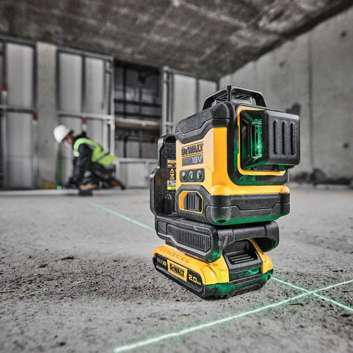 Dewalt DCLE34031D1 18V Compact 3 x 360 Green Laser with 1 x 2.0Ah Battery, Charger & Case