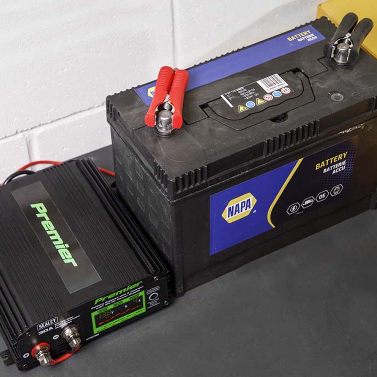 Sealey SPBC30 Battery Support Unit & Charger 30A