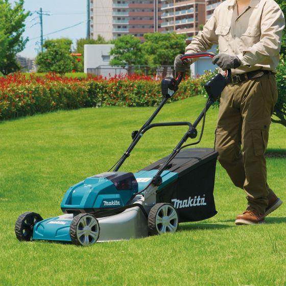 Makita DLM460PT4 36V LXT Brushless 460mm Lawn Mower With 4 x 5.0Ah Batteries & Twin Port Charger