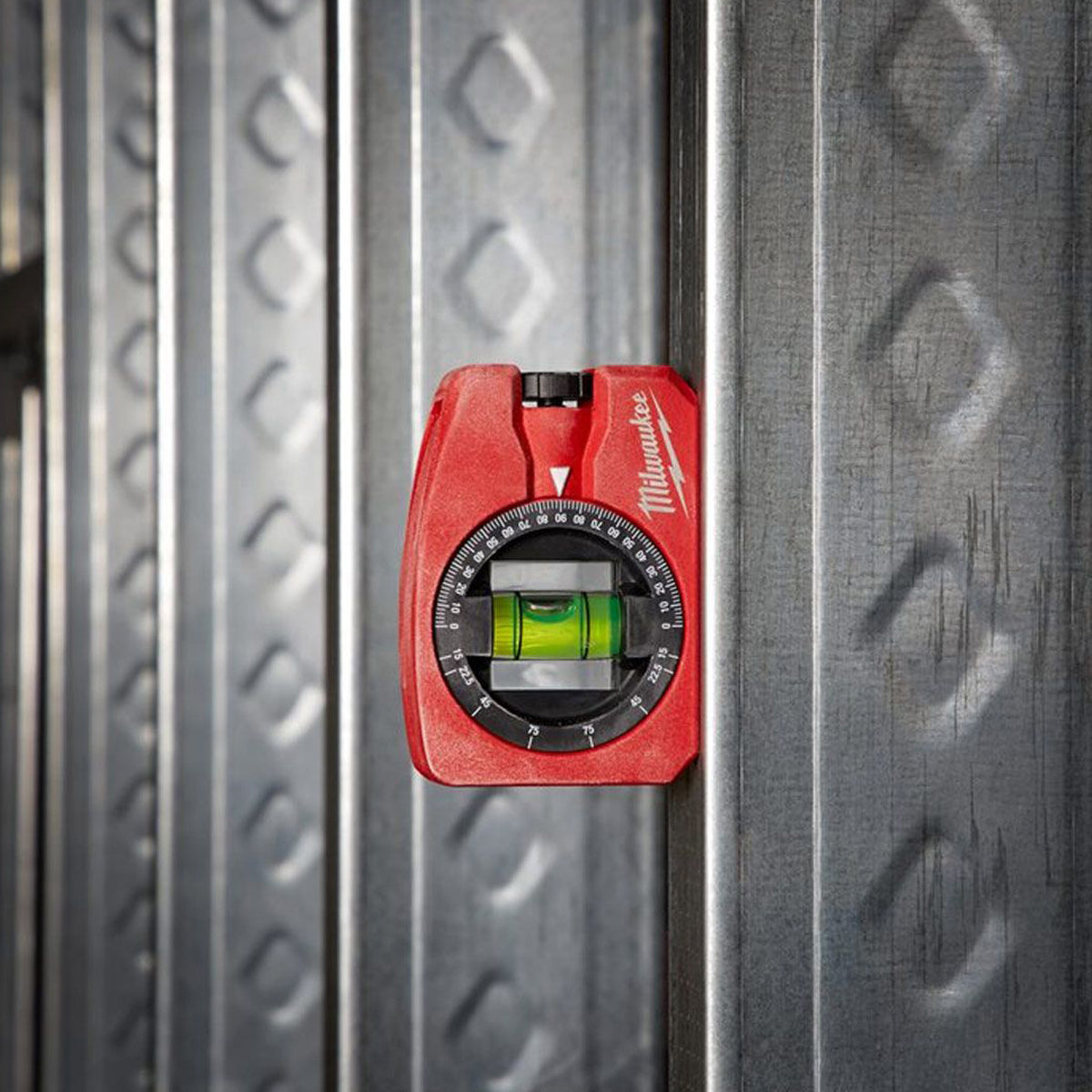 Milwaukee 78mm Magnetic Pocket Level 3