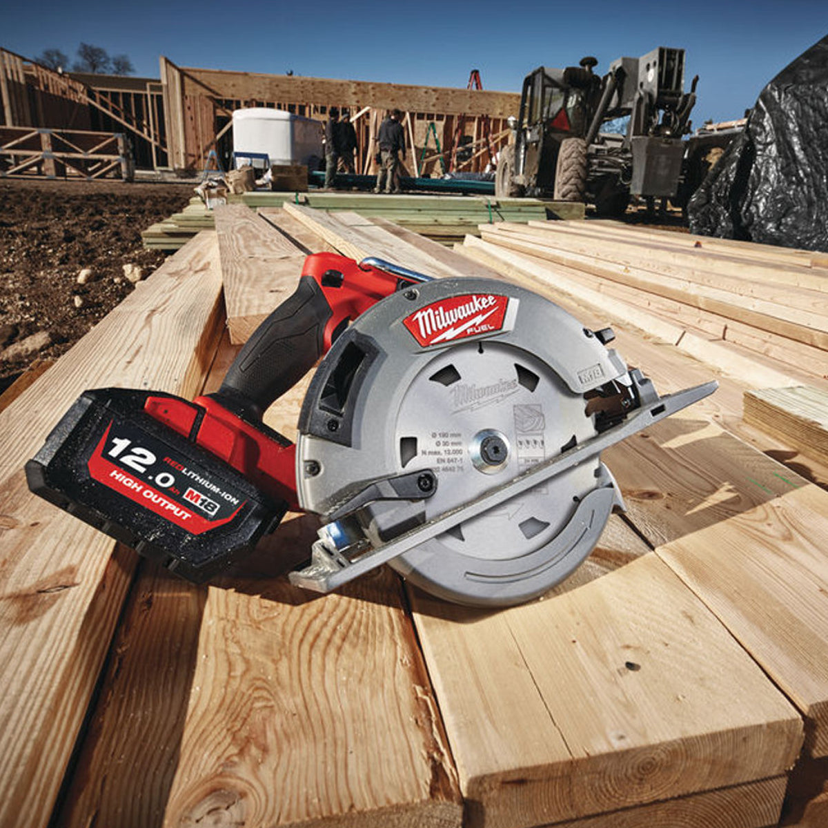 Milwaukee M18FCS66-0 M18 18V Fuel Brushless 66mm Circular Saw with 1 x 5.0Ah Battery, Charger with Bag