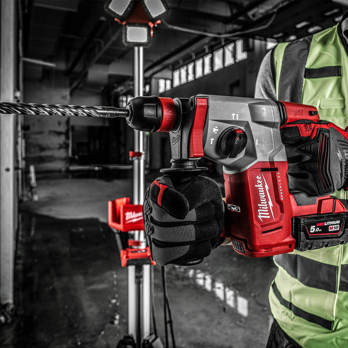 Milwaukee M18BLHX-0X 18V Brushless SDS-Plus Hammer Drill with 1 x 5.0Ah Battery & Charger