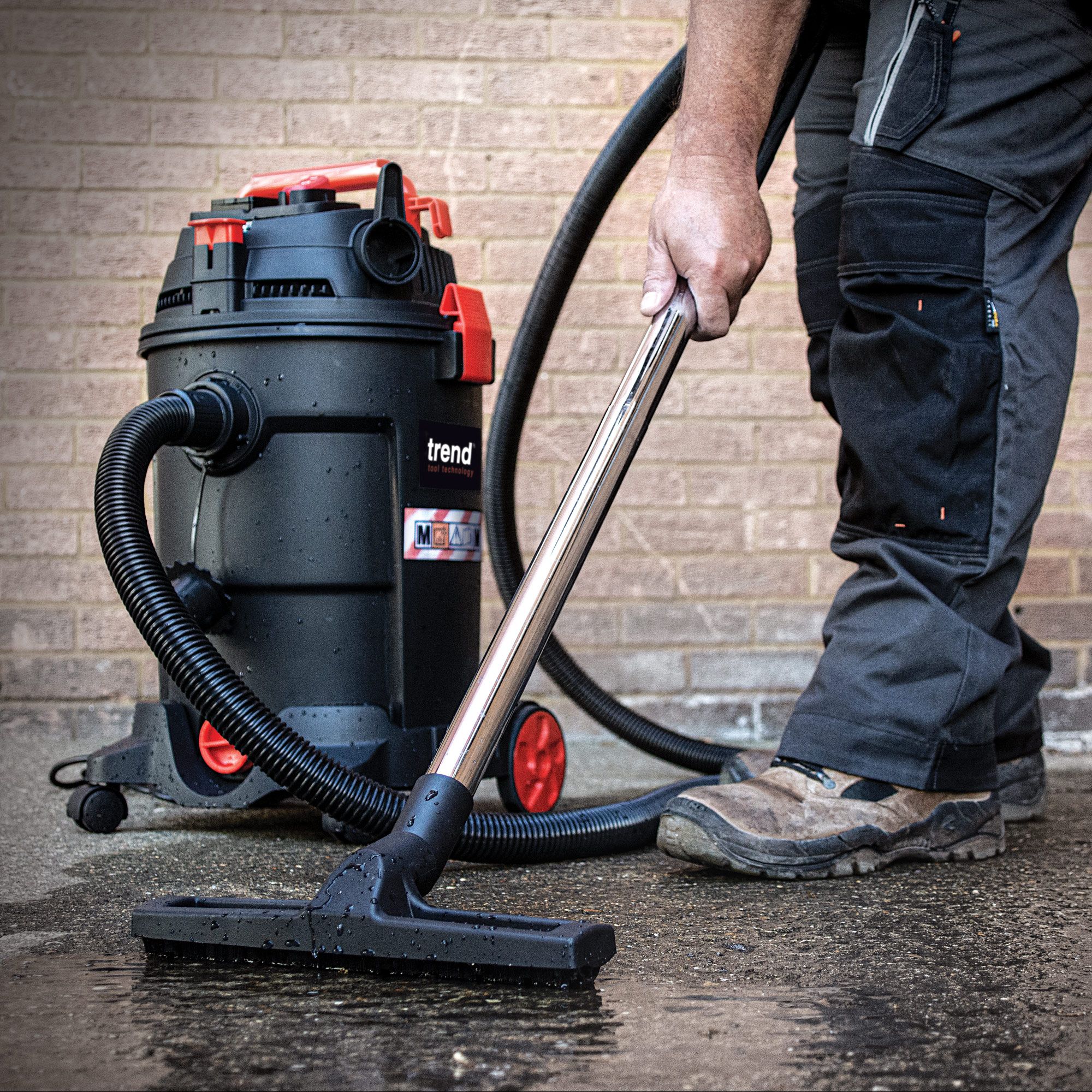 Trend T33AL M-Class Wet & Dry Vacuum With Power Take Off 110V